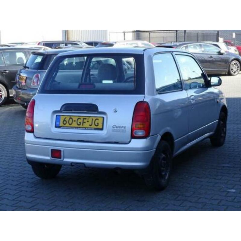 Daihatsu Cuore 1.0-12V STi AUTOMAAT APK 03-2021 (bj2000)