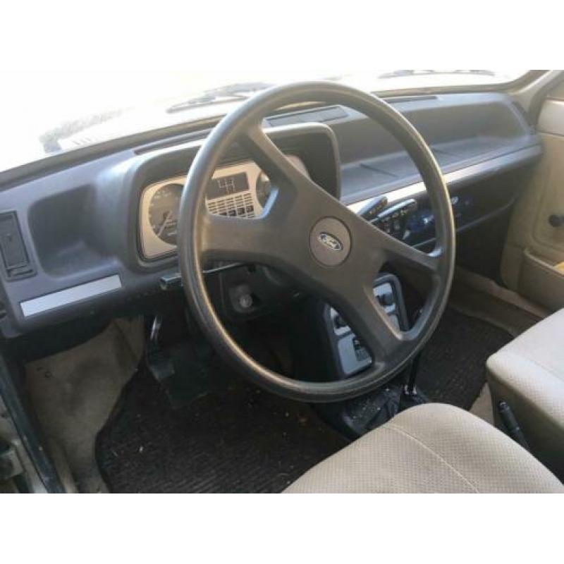 Ford Fiesta 1.1 Bravo L 1982 Bruin