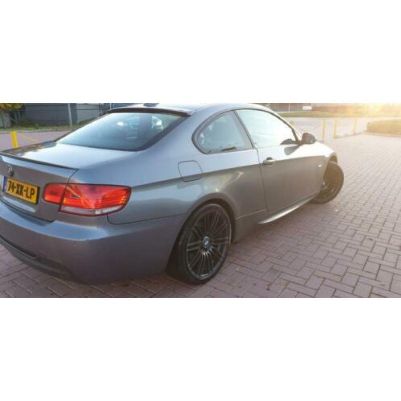 BMW 3-Serie 2.0 I 320 Coupe M-pakket Grey