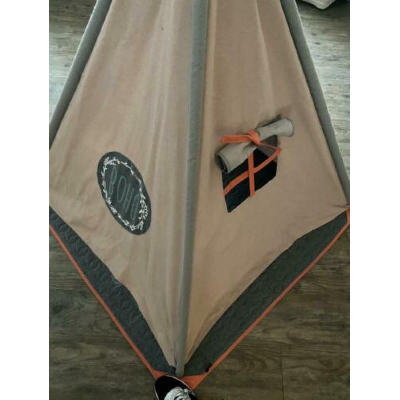 Tippi tent *nieuwstaat*