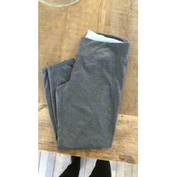 Sportbroek merk H & M maat L