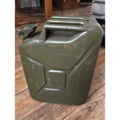 leger jerrycan