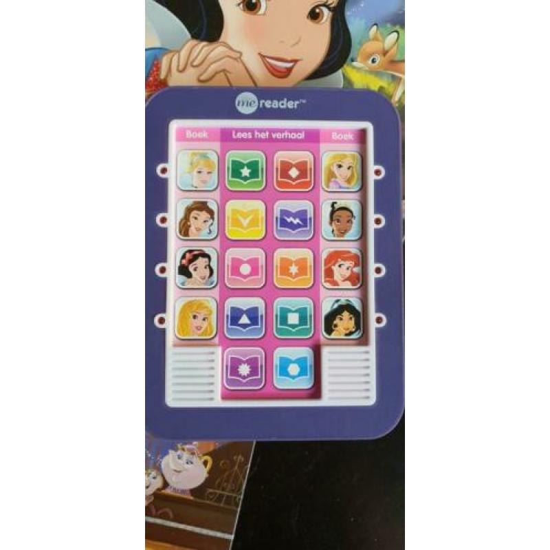 8 disney boekje met reader als nieuw