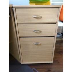 Mooi hoek bureau met laden blok