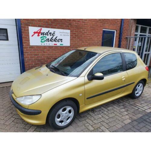 Peugeot 206 1.4 3D 2003 nw. Apk