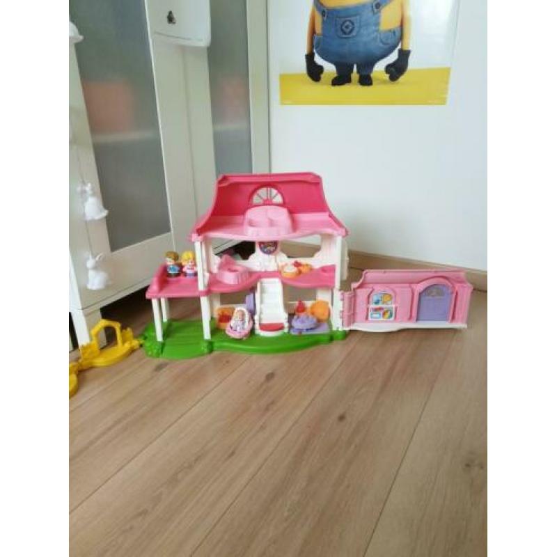 Fisher price little people geluidenhuis