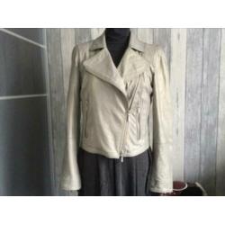 Leren jasje van Patago,maat 40, kleur is grijs/beige