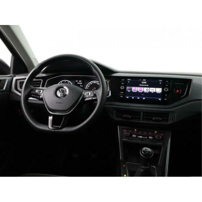 Volkswagen Polo 1.0 96pk TSI Highline | Navigatie | DAB+ | C
