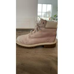 Timberlands zachtroze nubuck leer maat 33