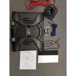 Subwoofer set in actieve behuizing