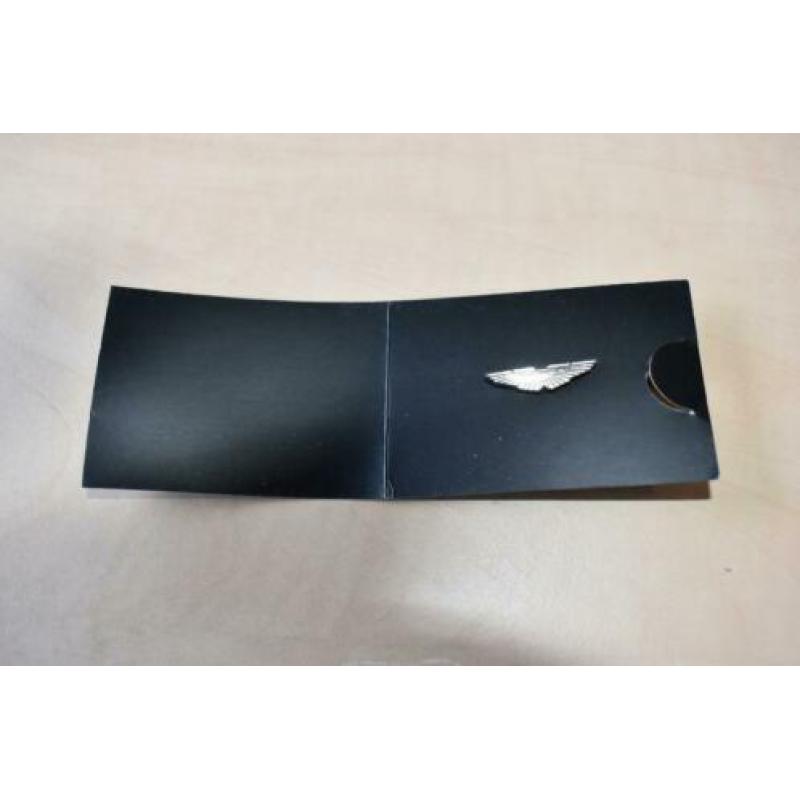 Aston Martin pin