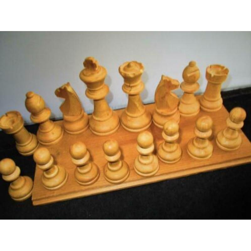 Schaken~Schaakstukken in Originele Bewaardoos~Hout~Schaak