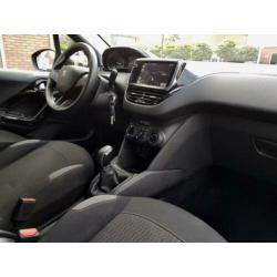 Peugeot 208 1.6 BLUE-HDI ACTIVE 5DRS NAVI LED PDC SL.100d.KM