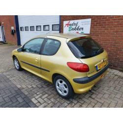 Peugeot 206 1.4 3D 2003 nw. Apk