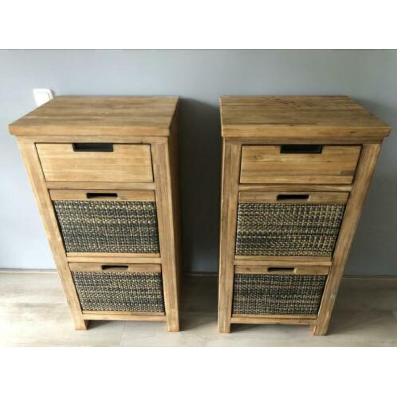 2 Ladenkasten Bandaro