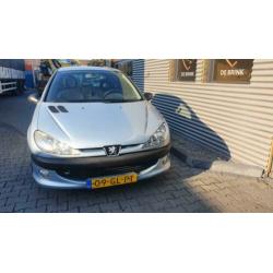 Peugeot 206 1.6 16V 3D 2001 Grijs nwe apk