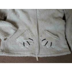 heel zacht vest met capuchon maat 122/128 creme kleur