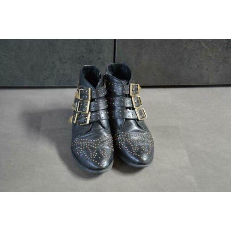 Bronx enkellaarzen zwart echt leer met gouden studs maat 37