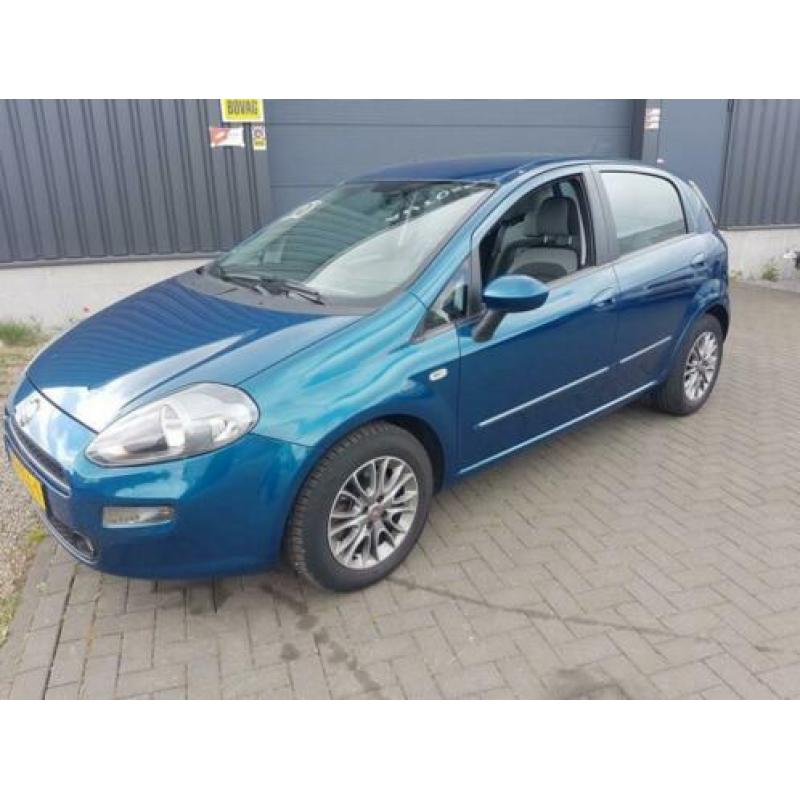 Fiat Punto 1.3 Multijet 62KW 5DR 2012 Blauw.