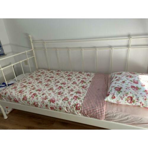 Nieuw Ikea bed Tromnes wit metaal + lattenbodem ongebruikt
