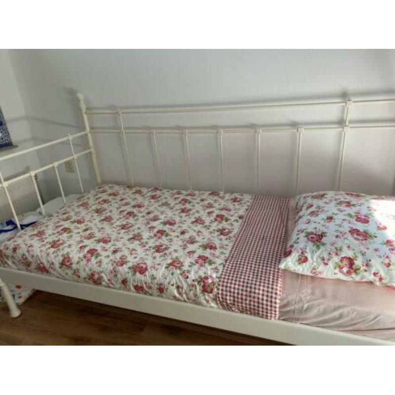 Nieuw Ikea bed Tromnes wit metaal + lattenbodem ongebruikt