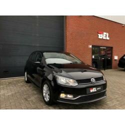 Volkswagen Polo 1.2 TSI Comfortline Business R 2017,R-Line,