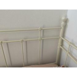 Nieuw Ikea bed Tromnes wit metaal + lattenbodem ongebruikt