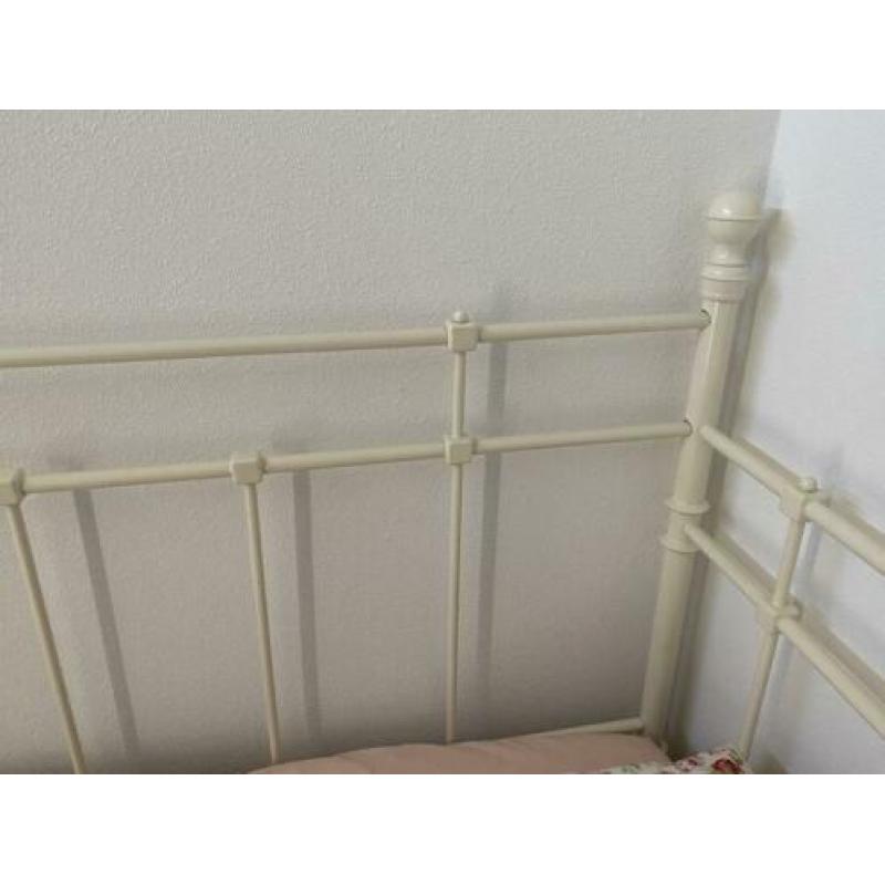 Nieuw Ikea bed Tromnes wit metaal + lattenbodem ongebruikt