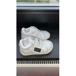 Nieuwe D&G schoentjes baby maat 20 ( vergeten in me kast )
