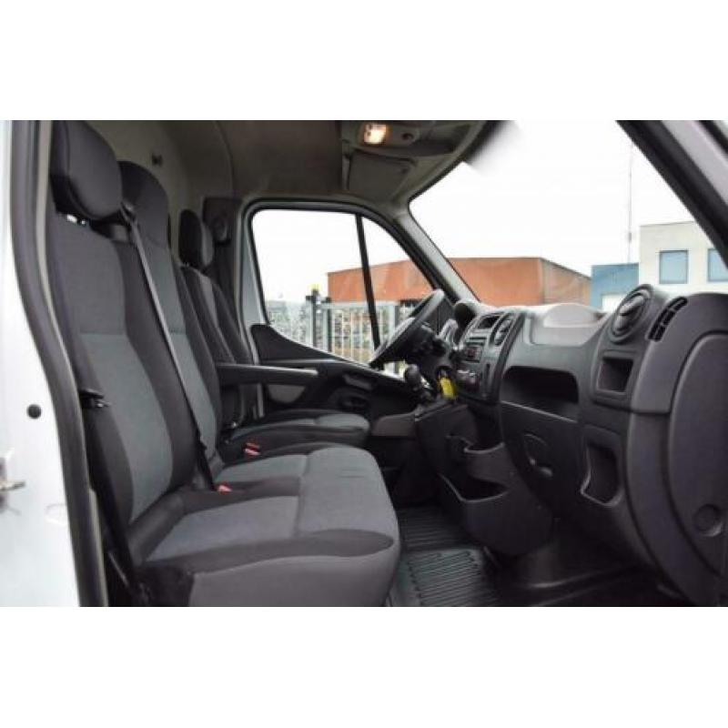 Renault Master T35 2.3 dCi 125pk Bakwagen met laadklep (topk