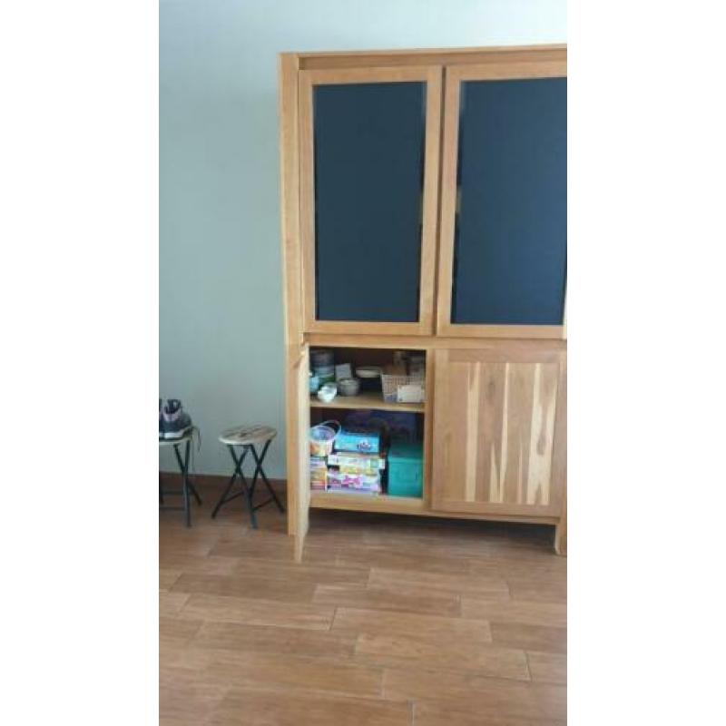 Mooie grote buffetkast te koop