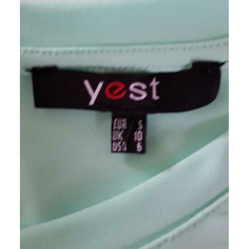 YEST mintgroene top maat 38
