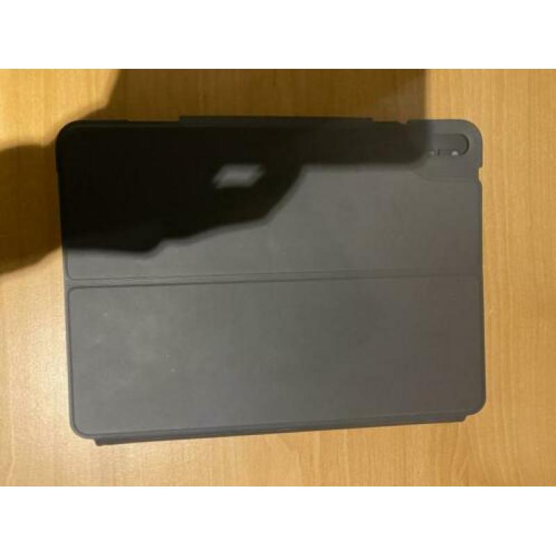 Ipad pro met logitech keyboard case