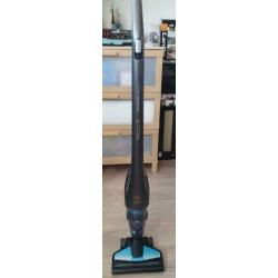 Te koop deze Philips stofzuiger met dweilfunctie