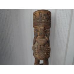 Vintage houten Inca Tumi.