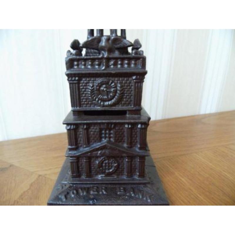Spaarpot gietijzer tower bank cast iron amerika anno 1910