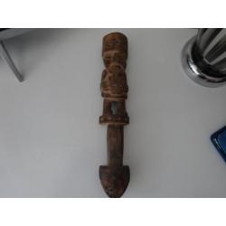 Vintage houten Inca Tumi.