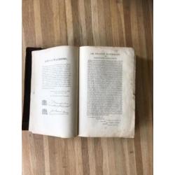 Antieke oude Bijbel uit 1867