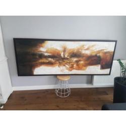 Schilderij in strakke houten lijst. Afmeting 227 x 87 cm