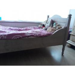 Antiek bed
