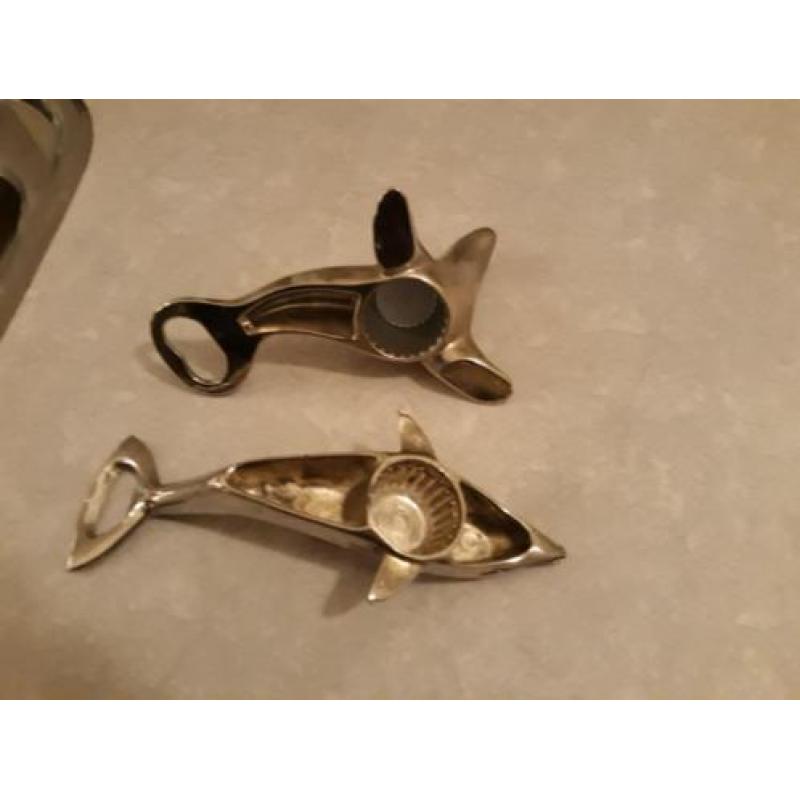 2 Verzilverde flesopeners (ook voor draaidoppen) - zwaar