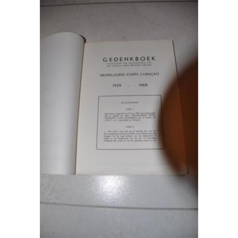 Gedenkboek Vrijwilligers Korps Curacao (VKC)