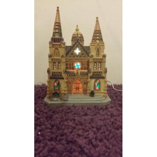 Lemax kerk met verlichting in doos kerst huisje