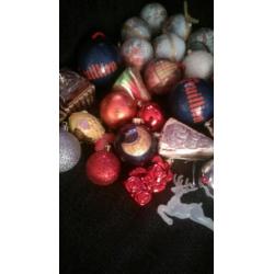 Kerstballen niet breekbaar.