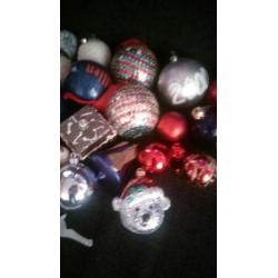 Kerstballen niet breekbaar.