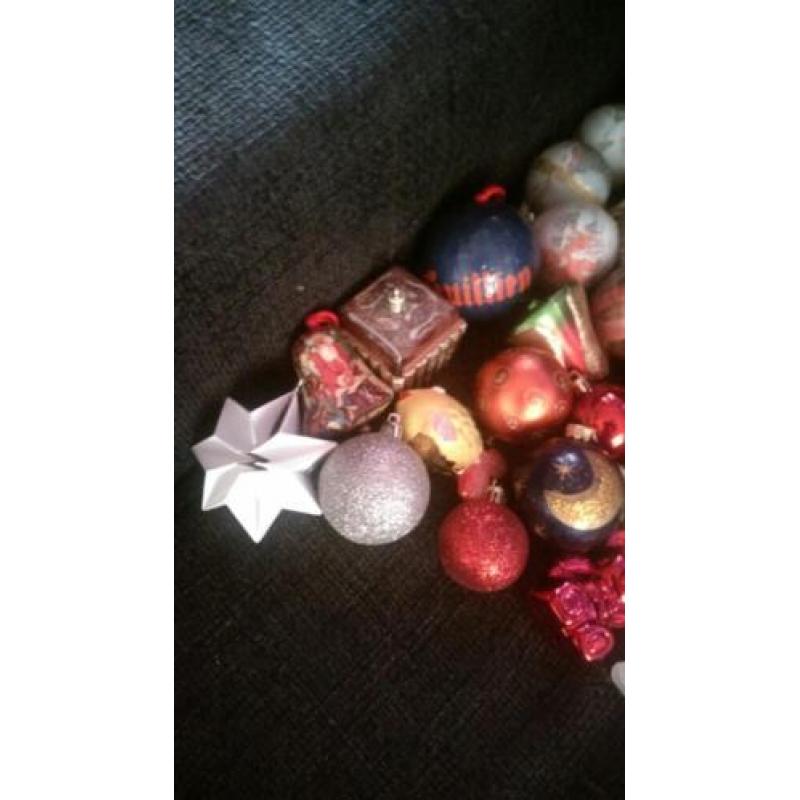 Kerstballen niet breekbaar.