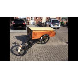 Antieke gazelle bakfiets