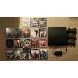 Playstation 3 Slim 120GB 3 controllers + 18 games