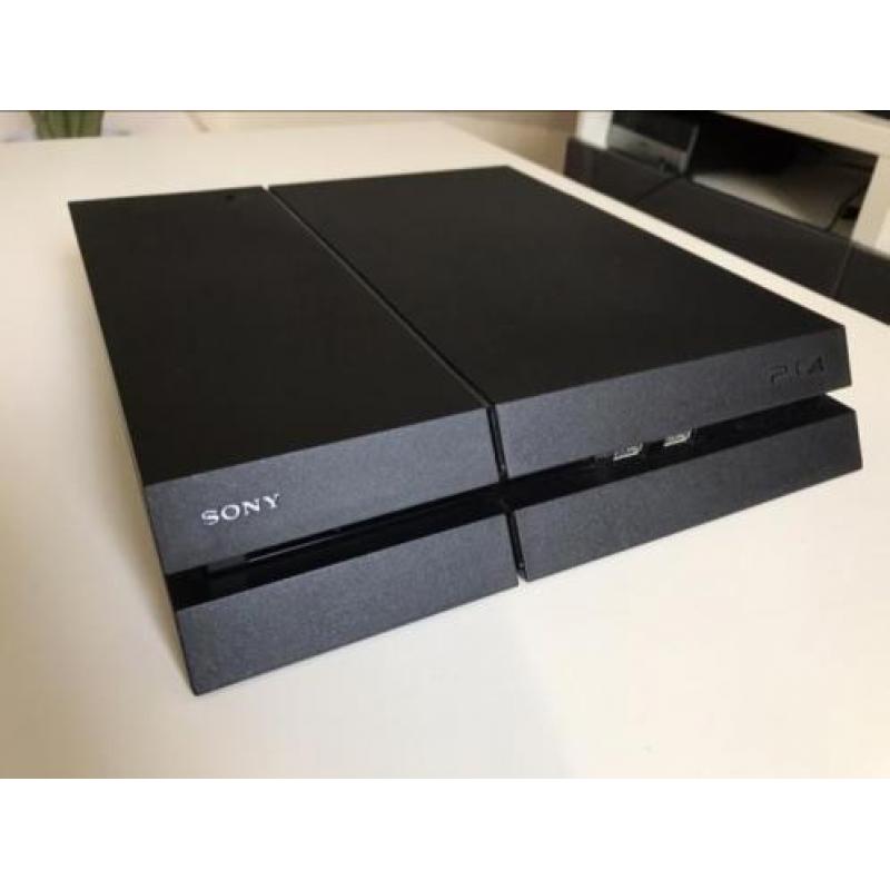 Sony Playstation 4 (500GB)