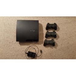 Playstation 3 Slim 120GB 3 controllers + 18 games